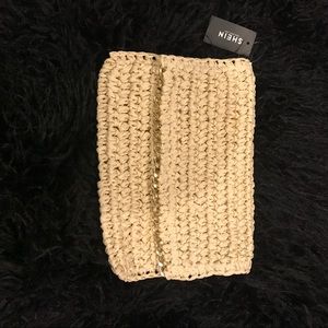 NWT Straw Clutch